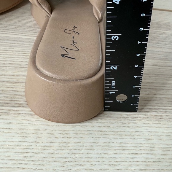 Mer-jes sandals Tan Slide Sandals Mis-Jes sandals women size 7.5 - Picture 5 of 7